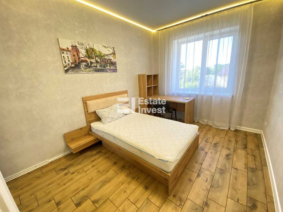 Продам таунхаус за адресою: пров. Дунаєвського, 1Б