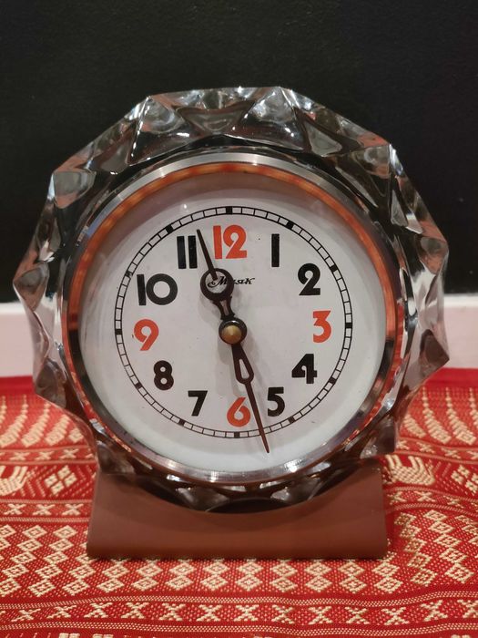 Zegarek kryształowy PRL