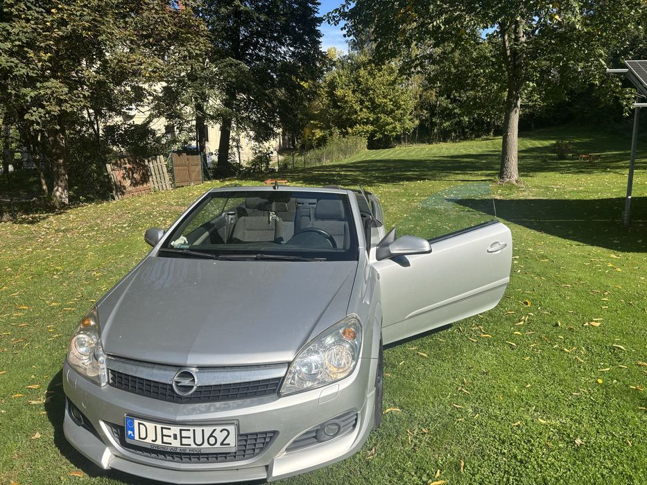 Opel astra H twin top 1.8 144KM