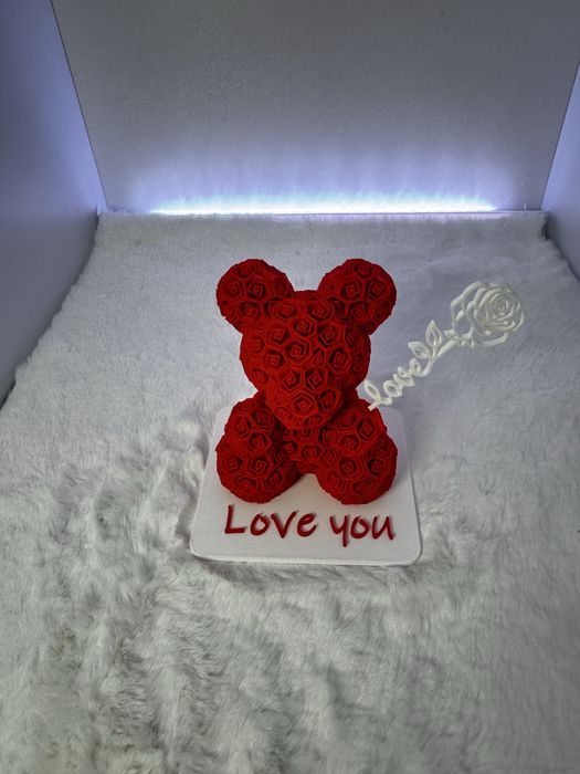 Подарунки дівчині на день закоханих.