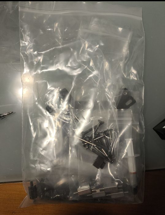 Water cooler AORUS 360MM como novo64751312405379122