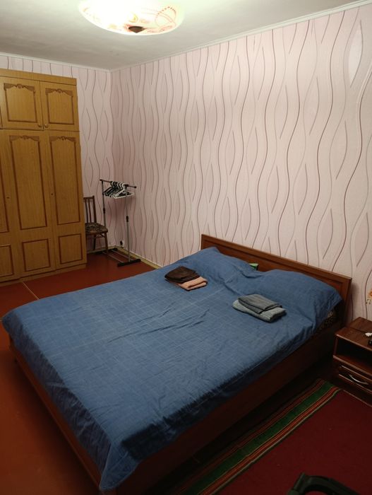 Квартира  подобово (2 кімнати)в центрі містаі