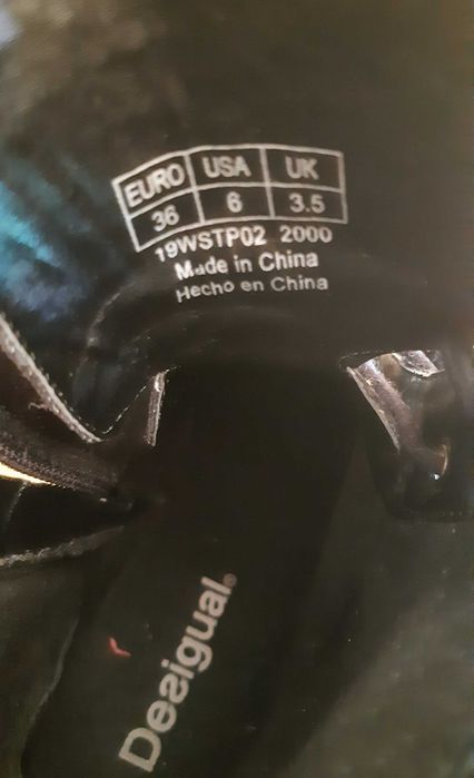 Botas Desigual - tamanho 36
