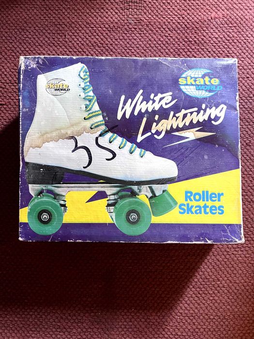 Patins de 4 rodas originais dos 90s