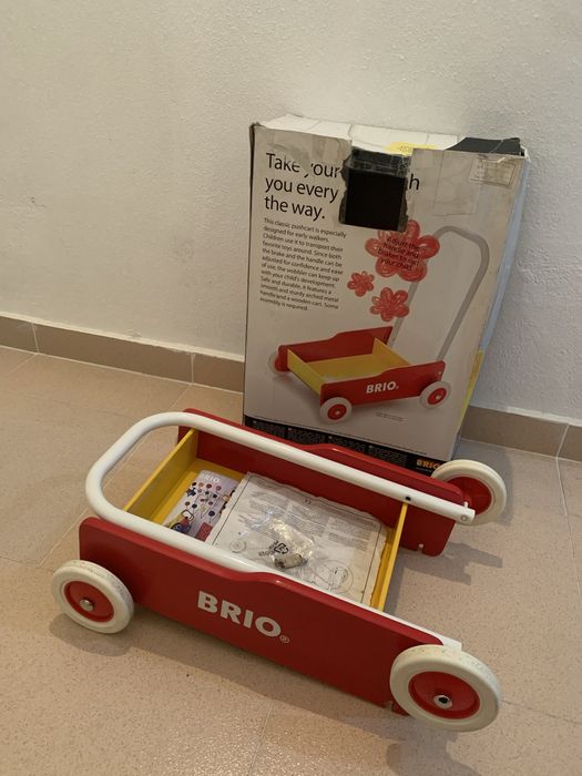 Andarilho para bebés BRIO | Vermelho, Branco, Amarelo
