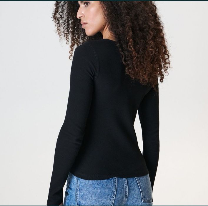 Tshirt damski Sinsay longsleeve czarny M długi rękaw 38 24 hm