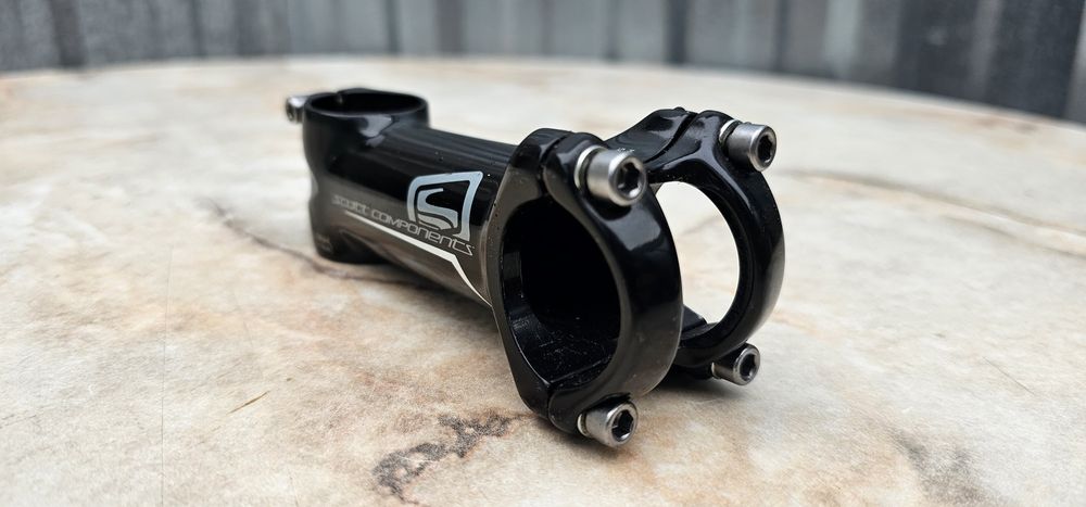 Nowy.  Mostek Scott Components.  100mm