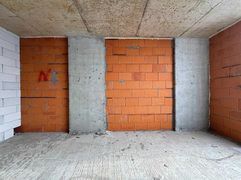 1-кім з крутим плануванням біля озера