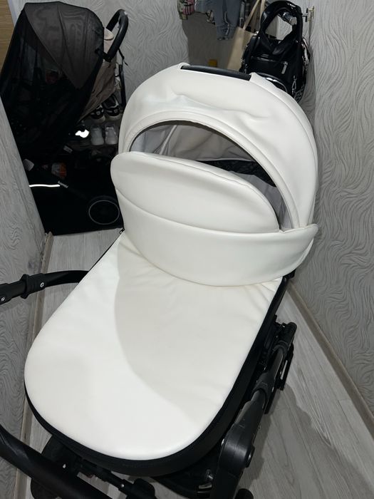 Продам коляску Anex 2в1 в отличном состоянии