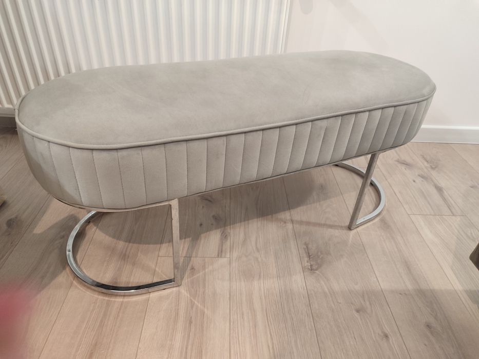 Piękna ławka Glamour welurowa szara srebrne nogi