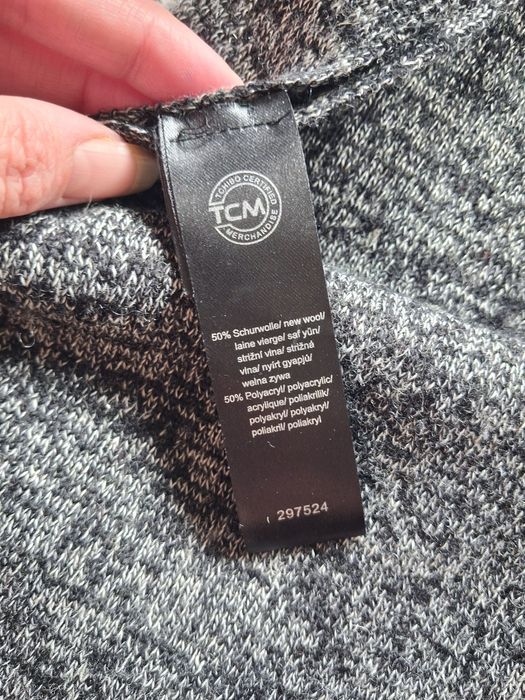 Wełniany dlugi szalik unisex