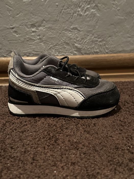 Puma дитячі кросівки