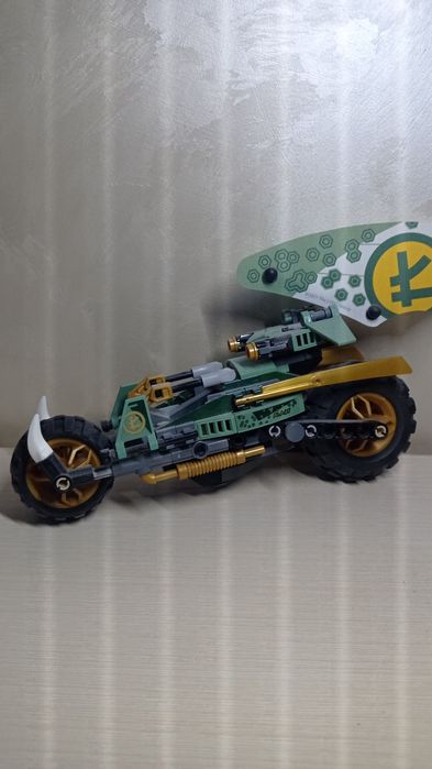 Лего 71745 LEGO Мотоцикл Ллойда для джунглів, Ніндзяго.