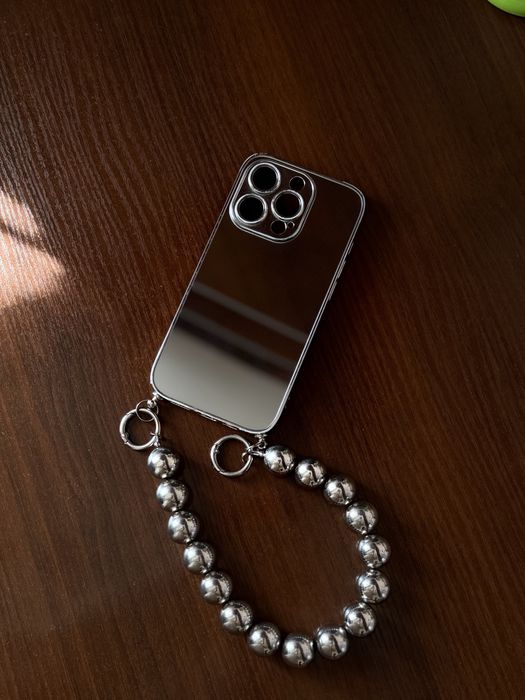 дзеркальний чохол на iphone 14 pro