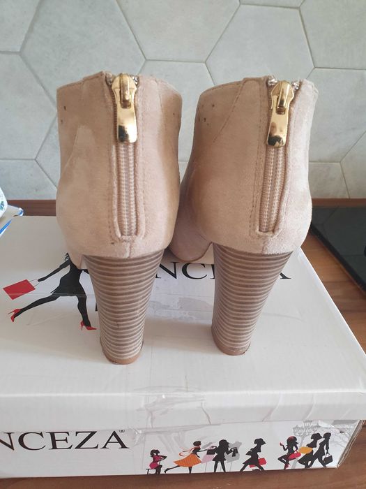 Botki open toe 38 Vinceza