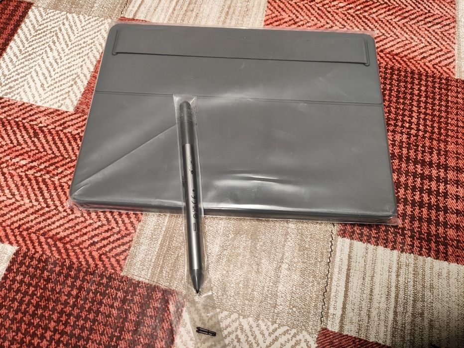 Capa e Tab Pen para Lenovo Tab M11 - Novos e Lacrados
