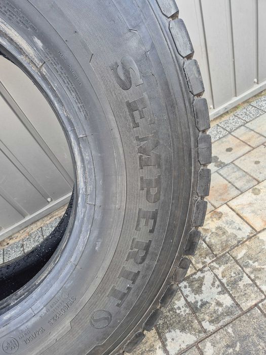 Opony Semperit Runner D2 315/80/22.5