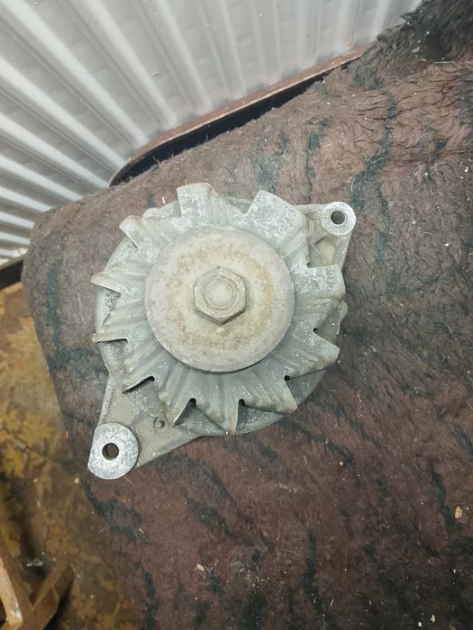 Продам генератор Опель омега а