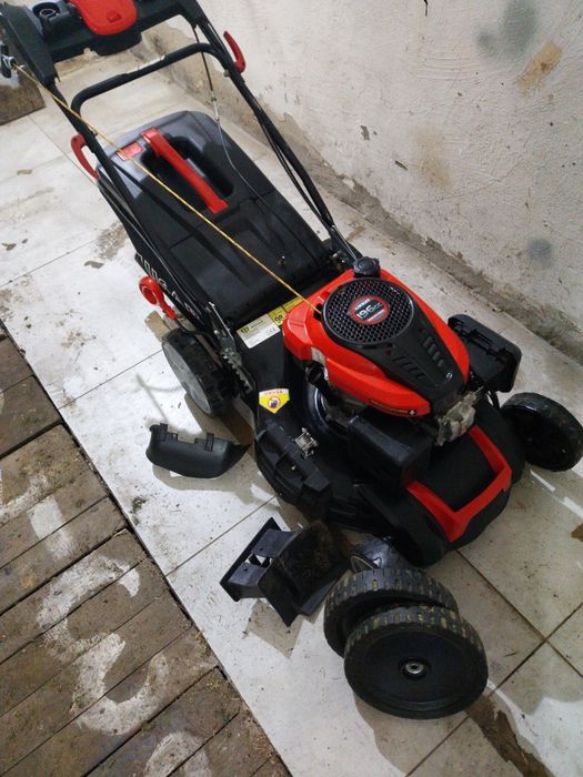 Kosiarka spalinowa do trawy