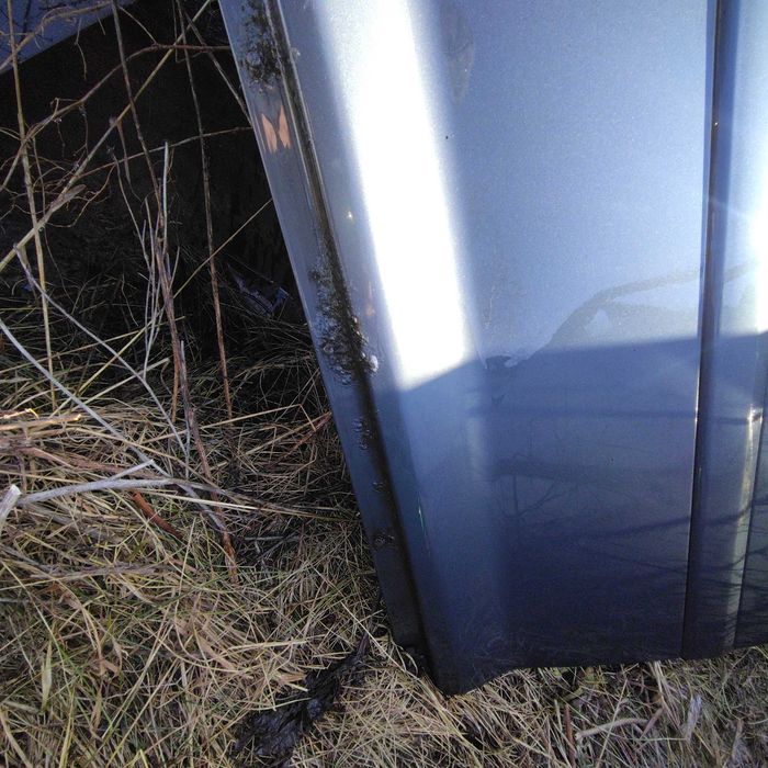 zderzak czujnik pdc tył a3 8P błotnik 3 drzwi LX7Z
