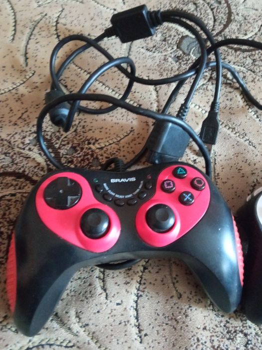 Продам ігрові пульти під ремонт.
