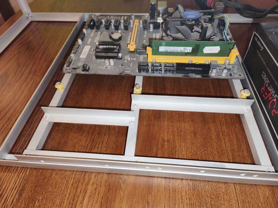 Каркас для майнинг ферми, відкритий стенд для ПК