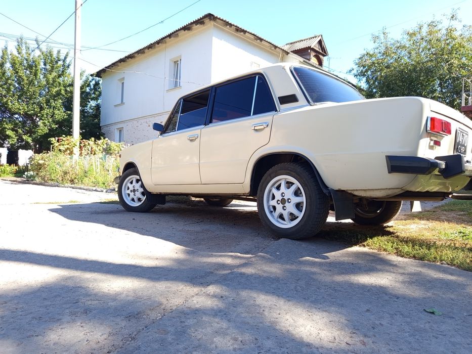 Продам Ваз 2101, 1.3 газ/бензин на ходу Можно по запчастям