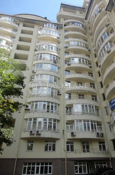 3-к 136 м2 Тургеневская/Кониського 46/11, Центр, м.Университет