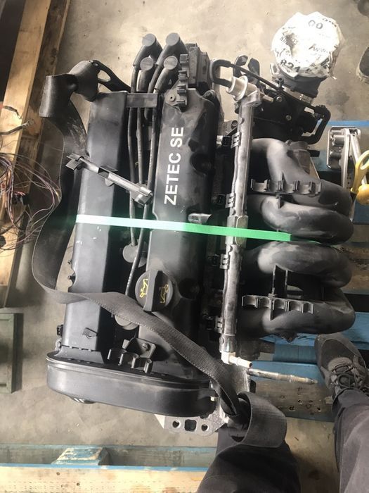 Motor 1.6i Ford FYDB