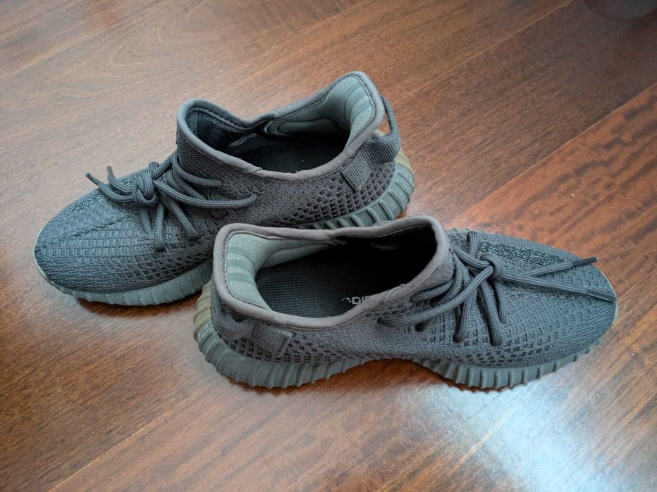 Adidas Yeezy mulher T38