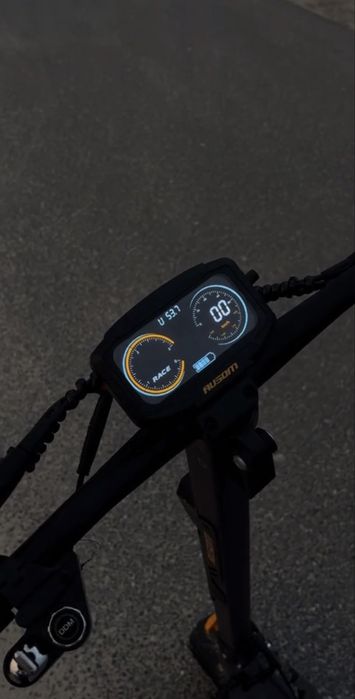 AUSOM DT 2 PRO 370Km przebiegu