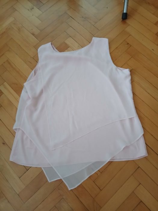 Rozowa luźna  bluzka  Calvin  Klein 44