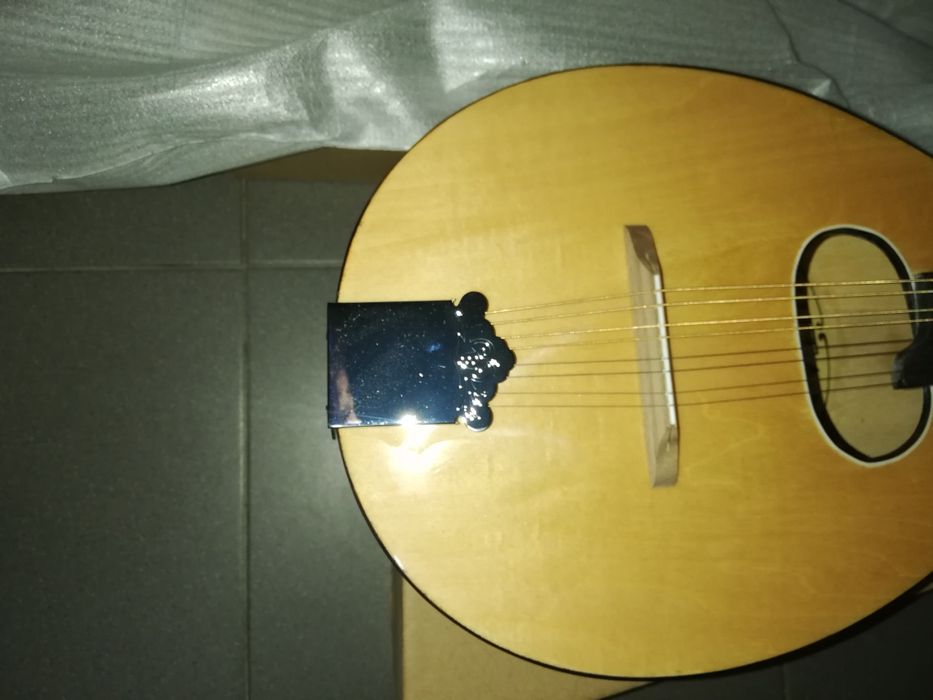 Bandolim modelo português novo