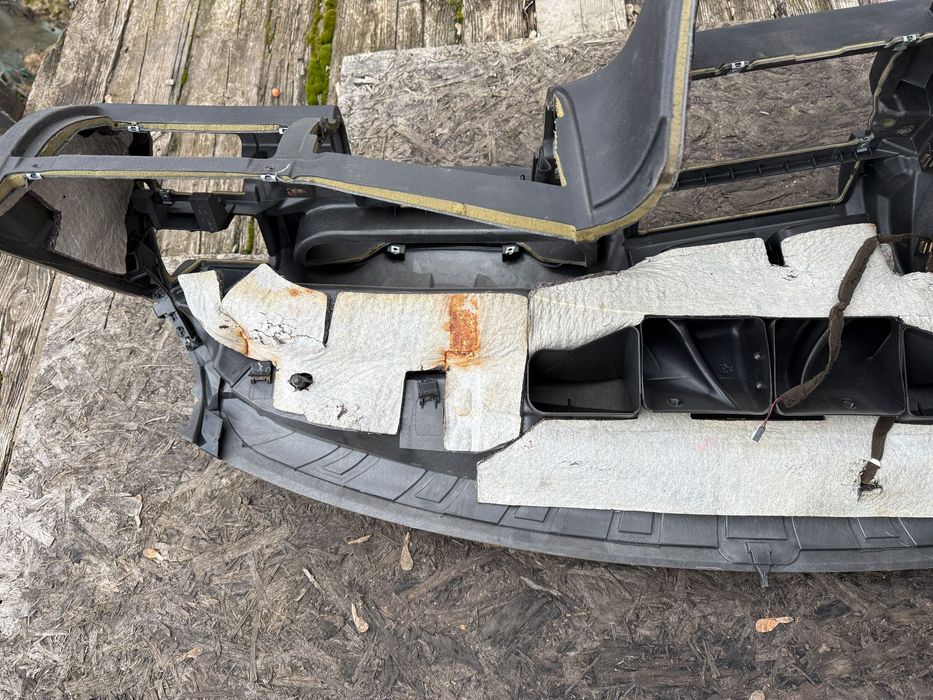 Торпедо консоль  BMW  3 E46