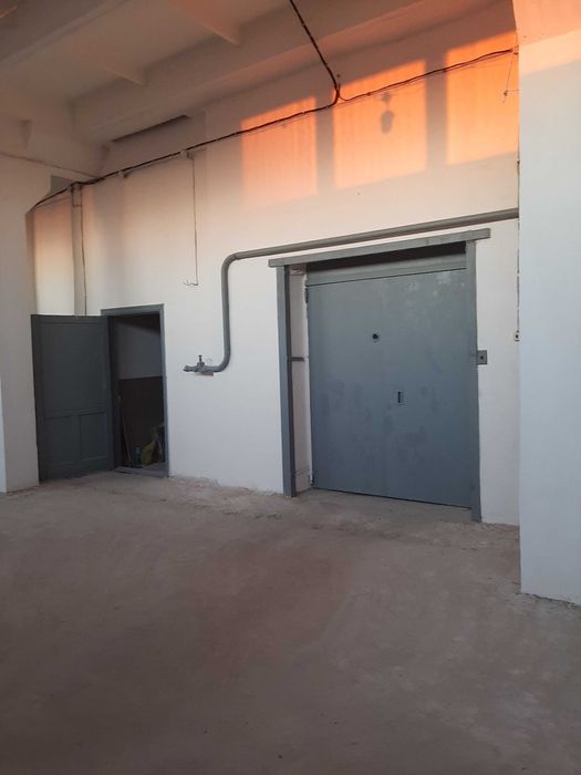 Продається  комерційна нерухомість, склад, цехи, офіс, будівля фабрика