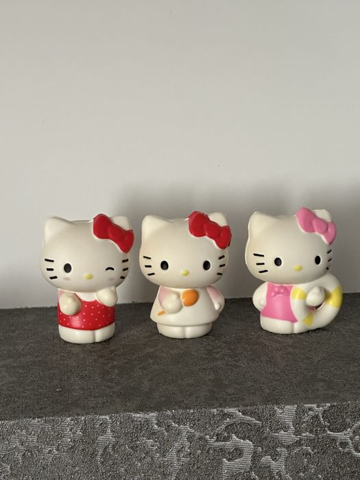 Фігурки Hello Kitty/Disney Princess