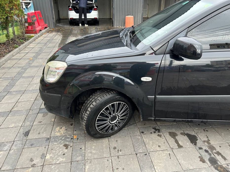 Продам Kia Rio 2007 рік