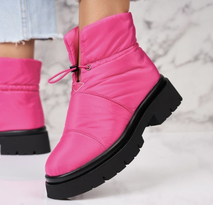 Ботинки дутики яркие розовые фуксия