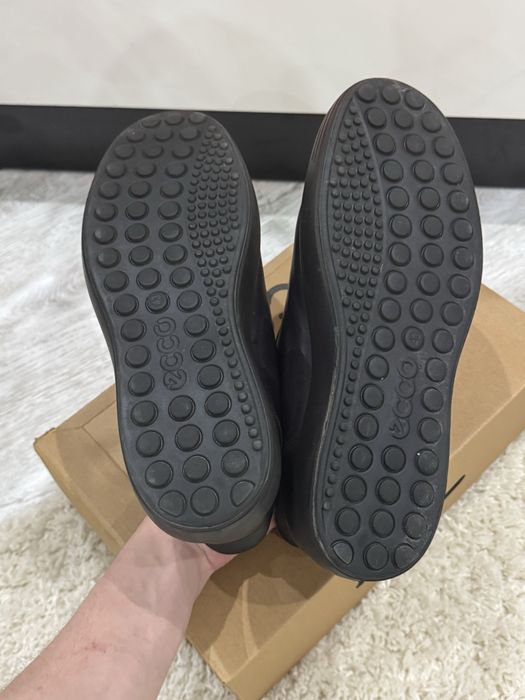 Нові кросівки ECCO SOFT 7 M