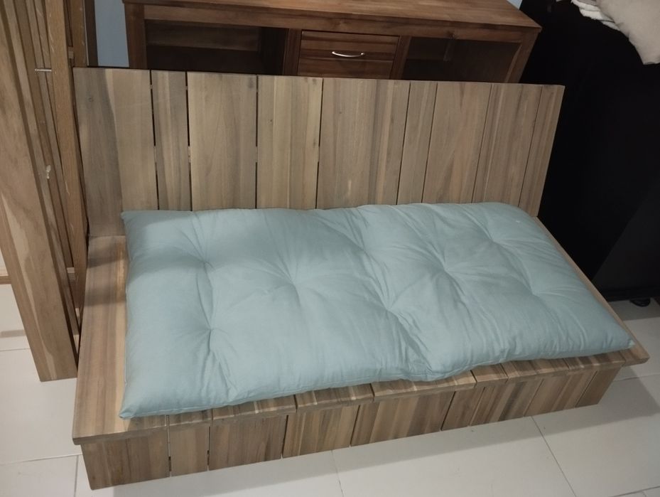 Sofá de jardim em acácia