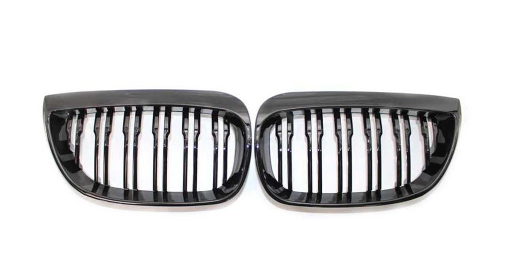 Grelhas preto piano dupla barra para BMW série 1 E81 E82 E87 E88