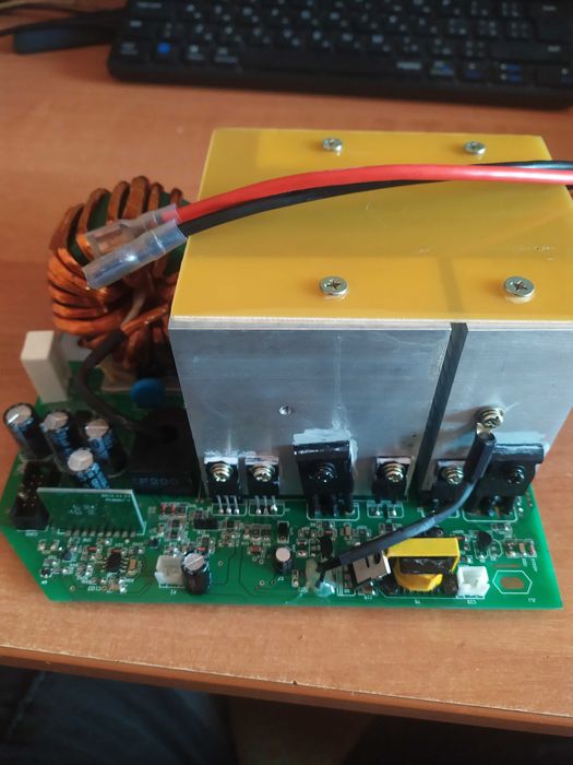 Зварювальний iнвертор PCB 061-9 (128 P256206) Остання!: 1 300 грн