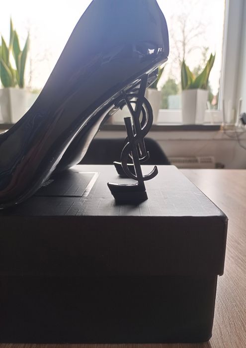 Szpilki YSL nowe