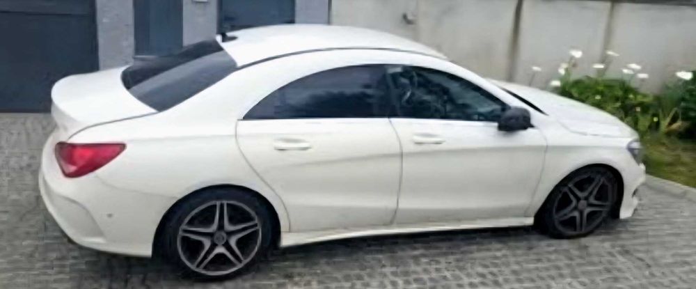 Mercedes CLA 220 CDI coupe Sport AMG LINE  Auto garantia ainda ate 06/2027