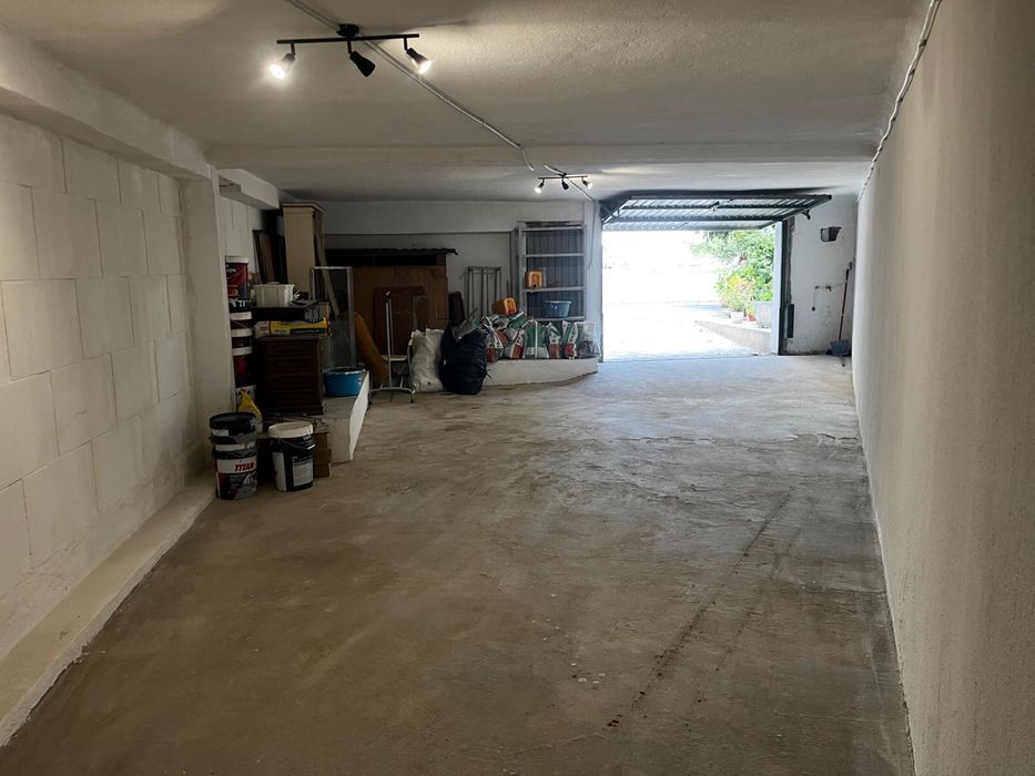 Arrendamento de armazém/arrecadação/garagem 50 m2
