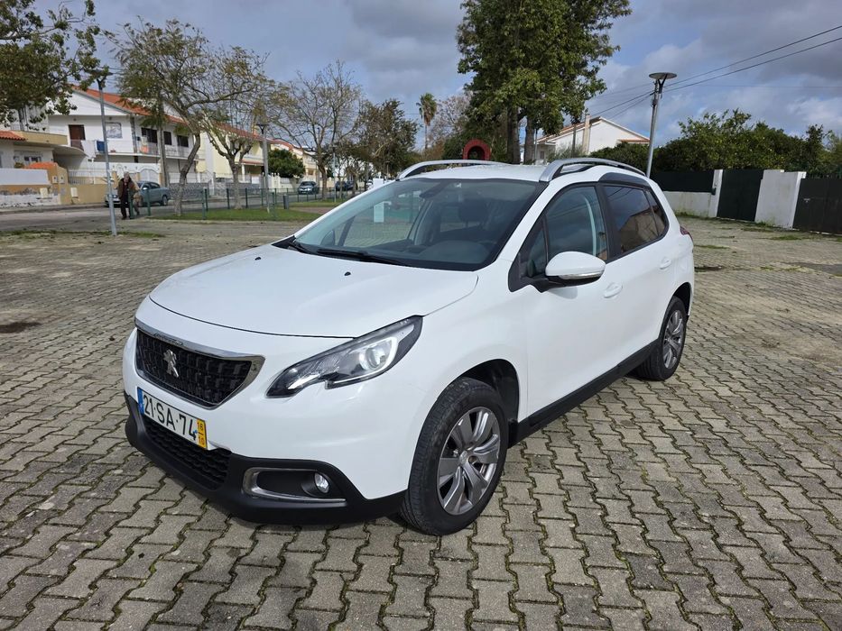 Peugeot 2008 1.2 PureTech Style