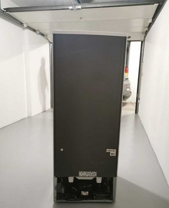 Frigorífico Branco usado e em ótimo estado