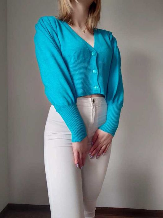 Niebieski krótki kardigan