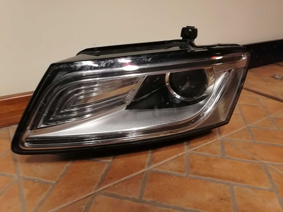 Farol Audi Q5 ótica óptica xénon original usado