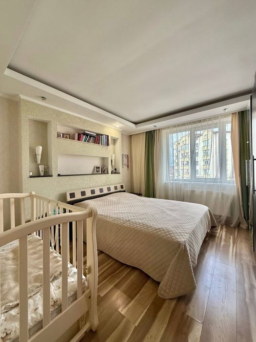 Продаж 2-х кімнатної квартири на вул. Симоненка